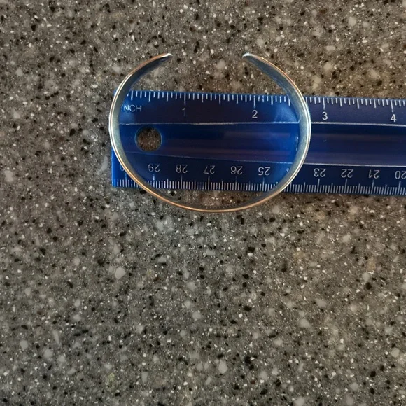 Rare Eden Hand Arts Apple Logo Cape Cod Cuff Bracelet HTF - Picture 7 of 9